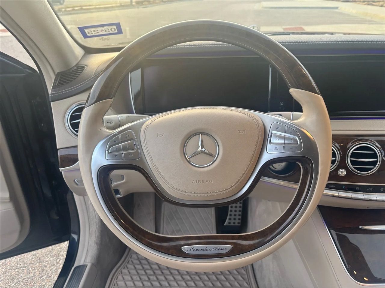 Mercedes-Benz S-Class  2015