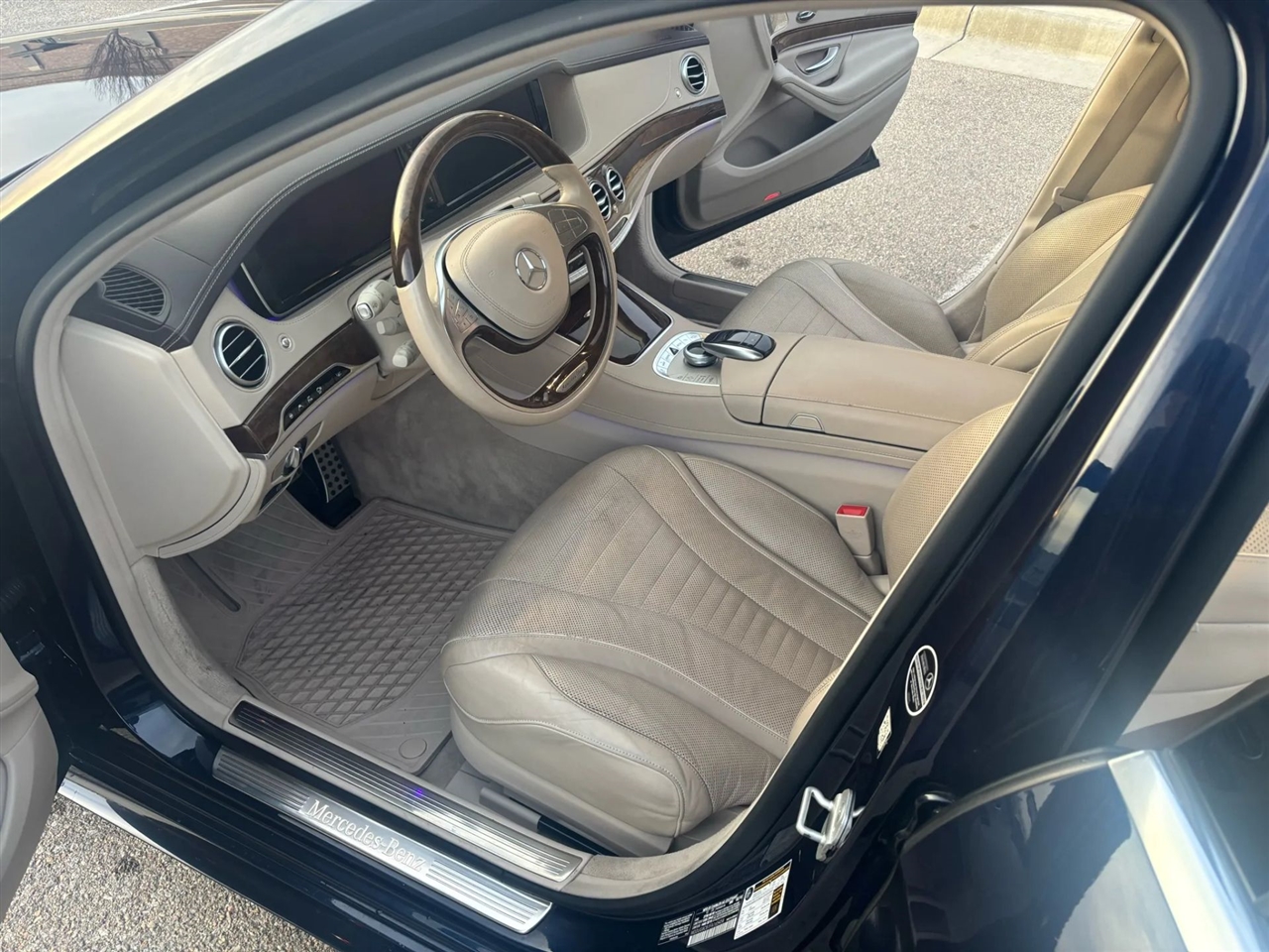 Mercedes-Benz S-Class  2015