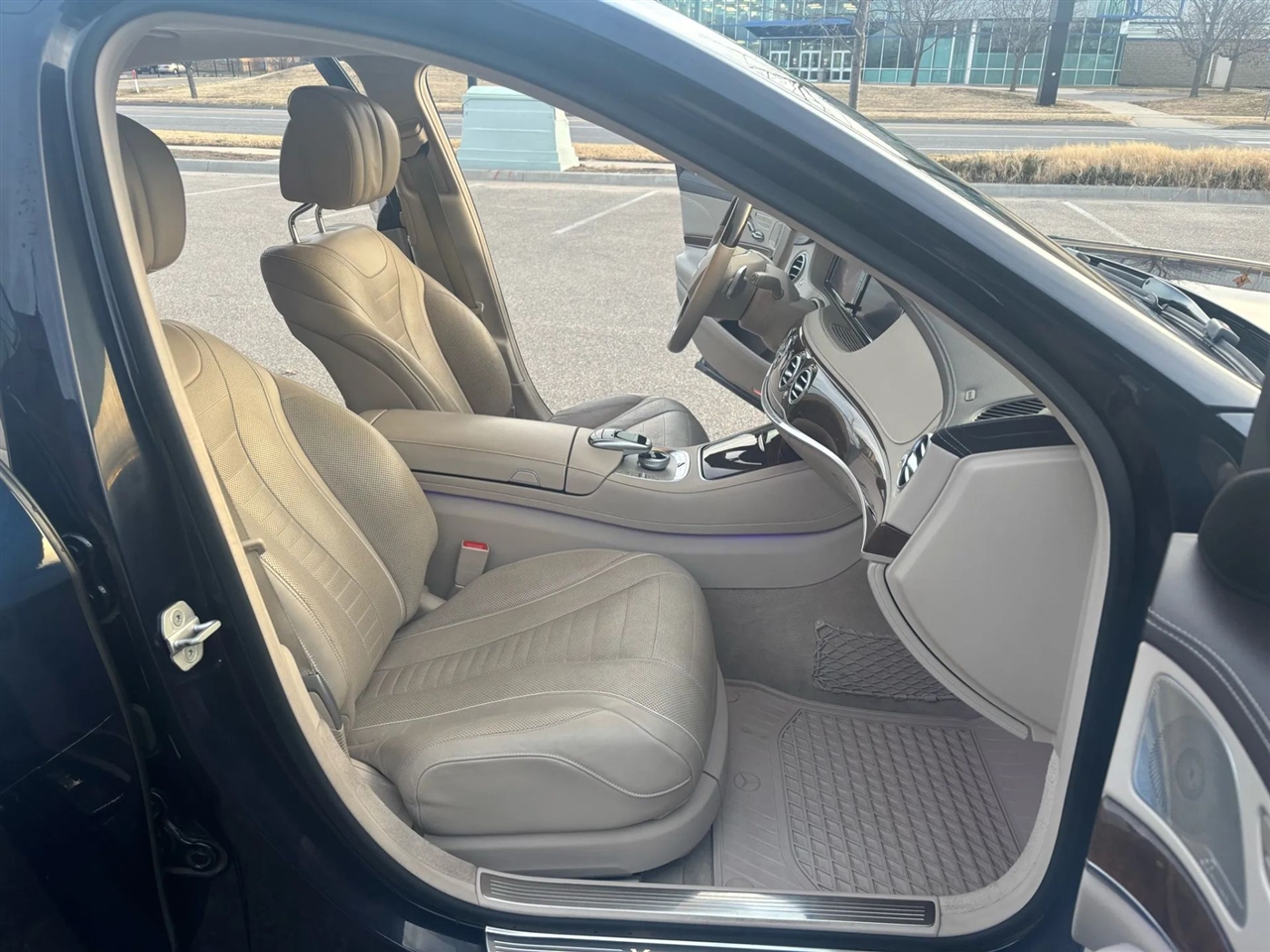 Mercedes-Benz S-Class  2015