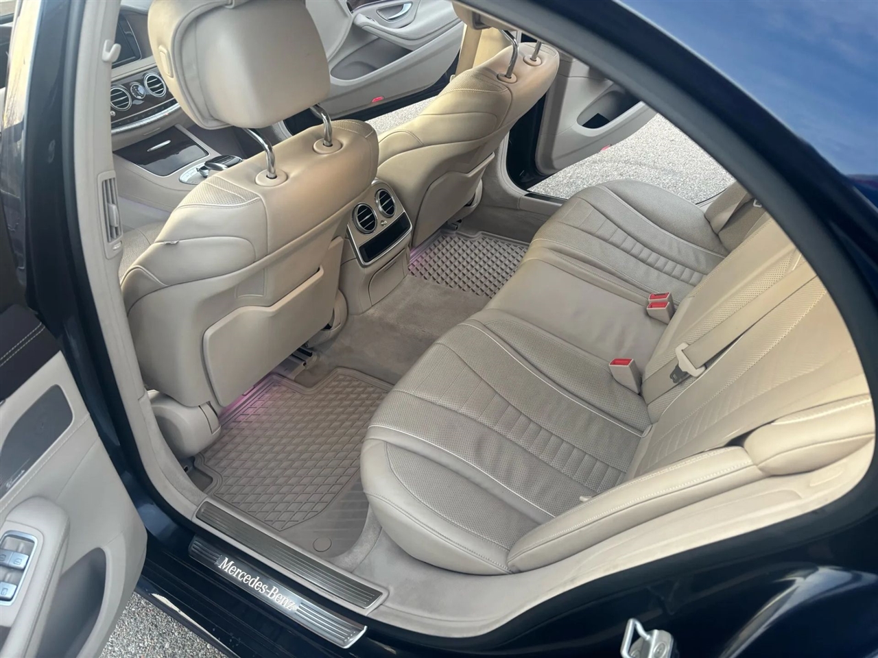 Mercedes-Benz S-Class  2015