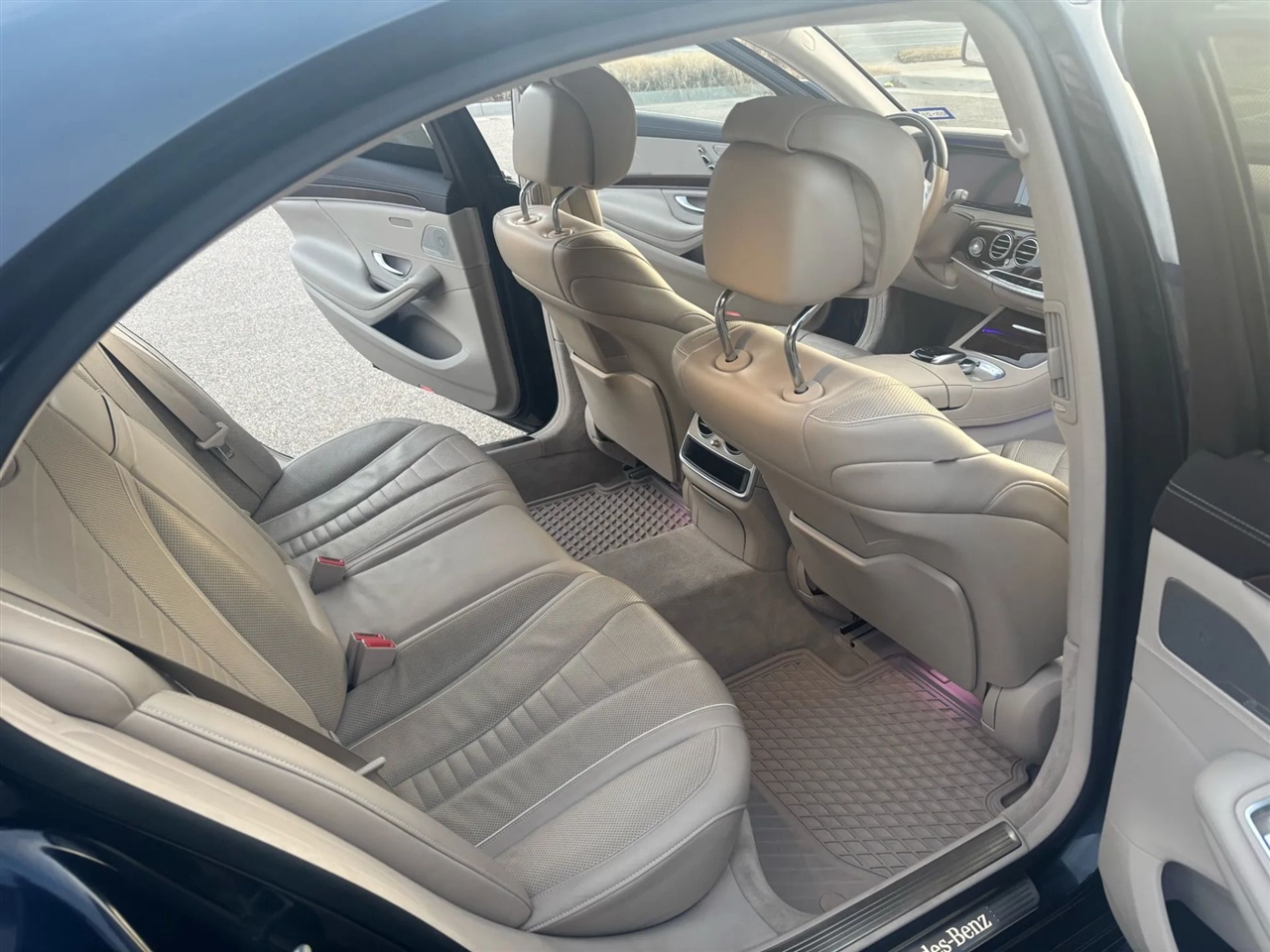 Mercedes-Benz S-Class  2015