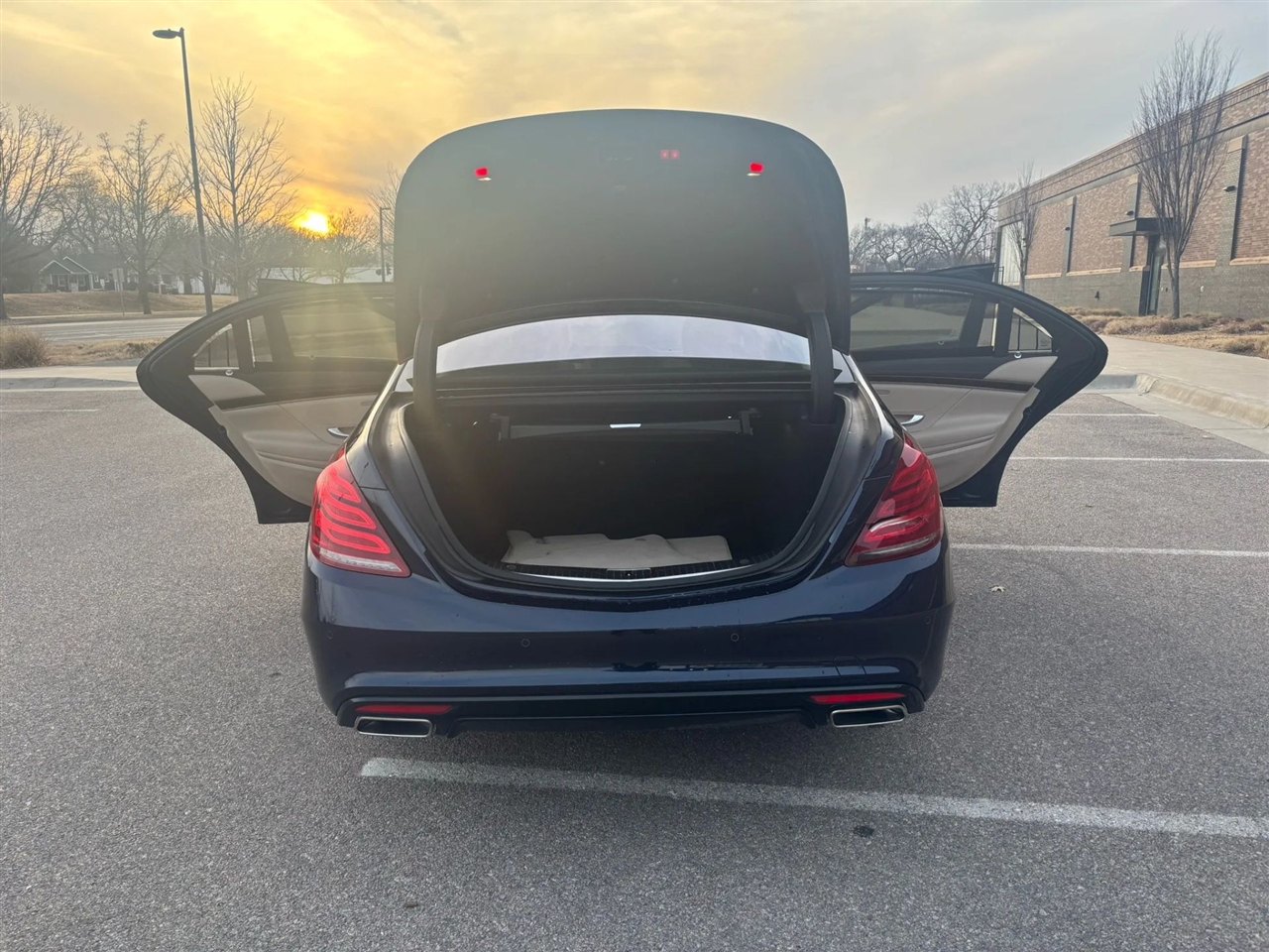 Mercedes-Benz S-Class  2015