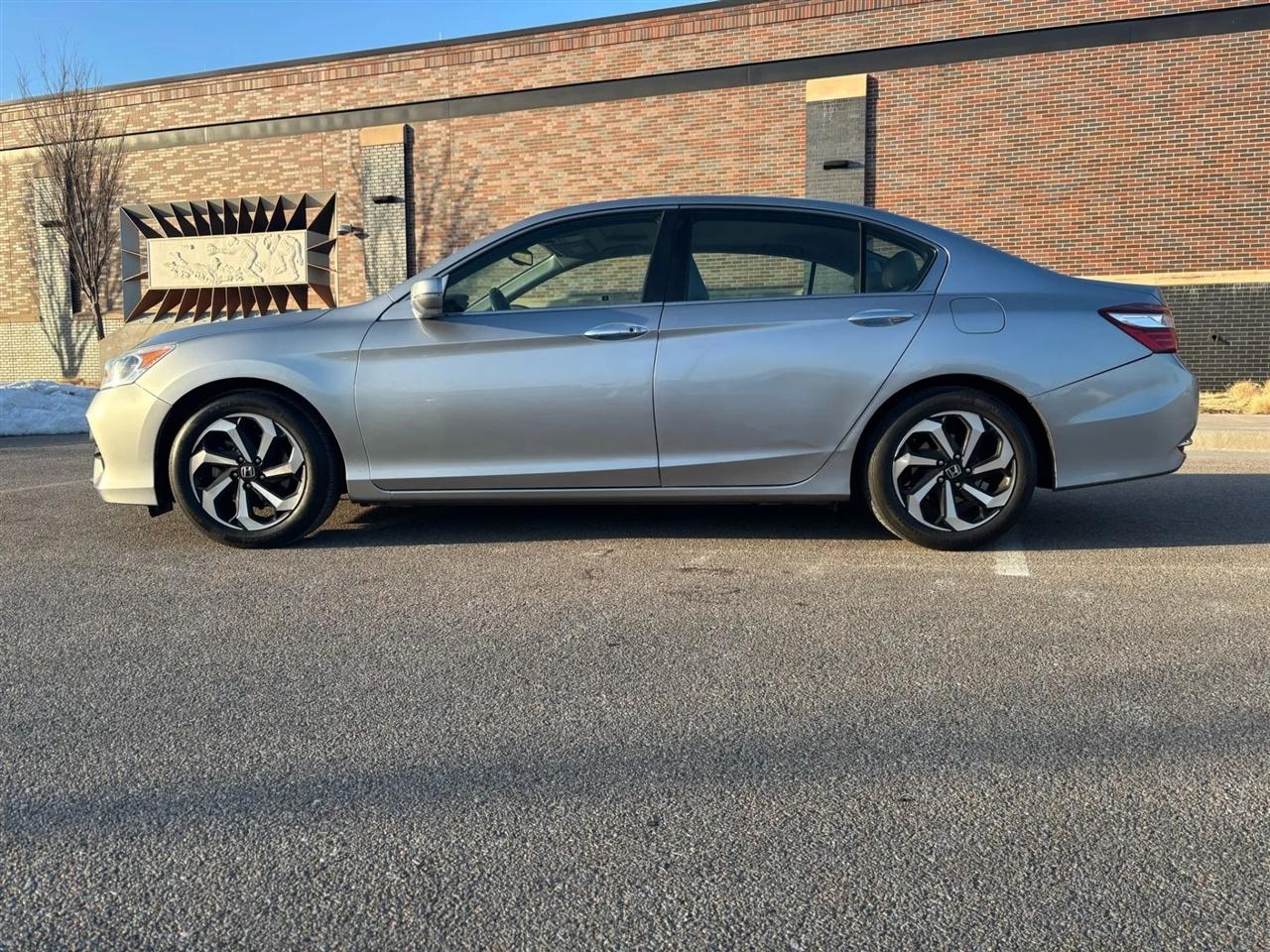 Honda Accord  2017