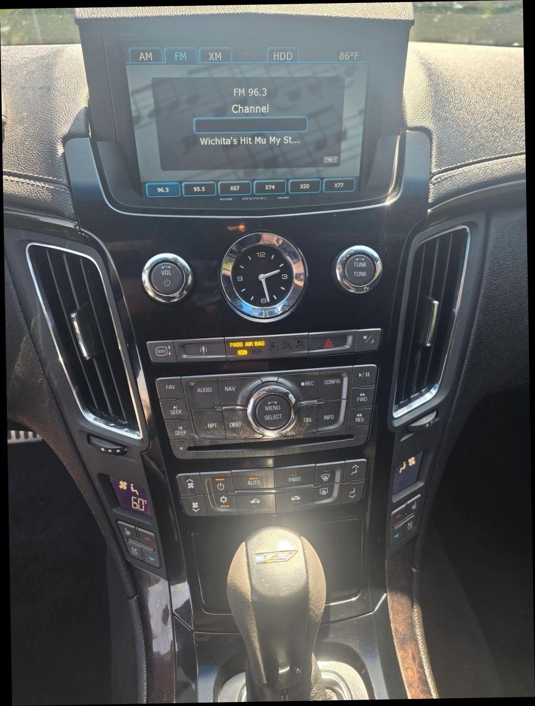 Cadillac CTS  2012