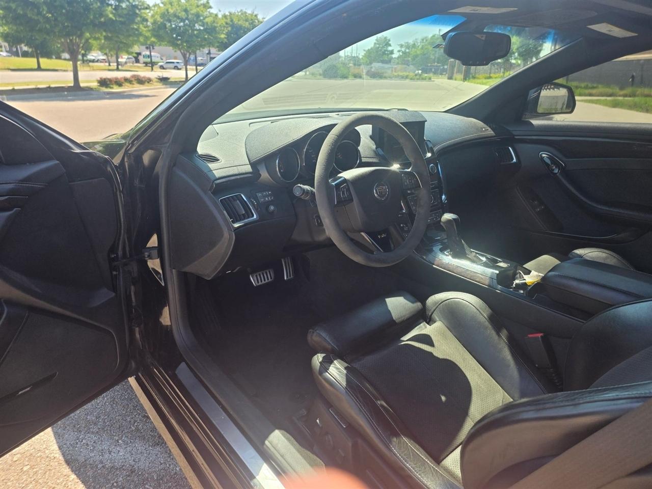 Cadillac CTS  2012