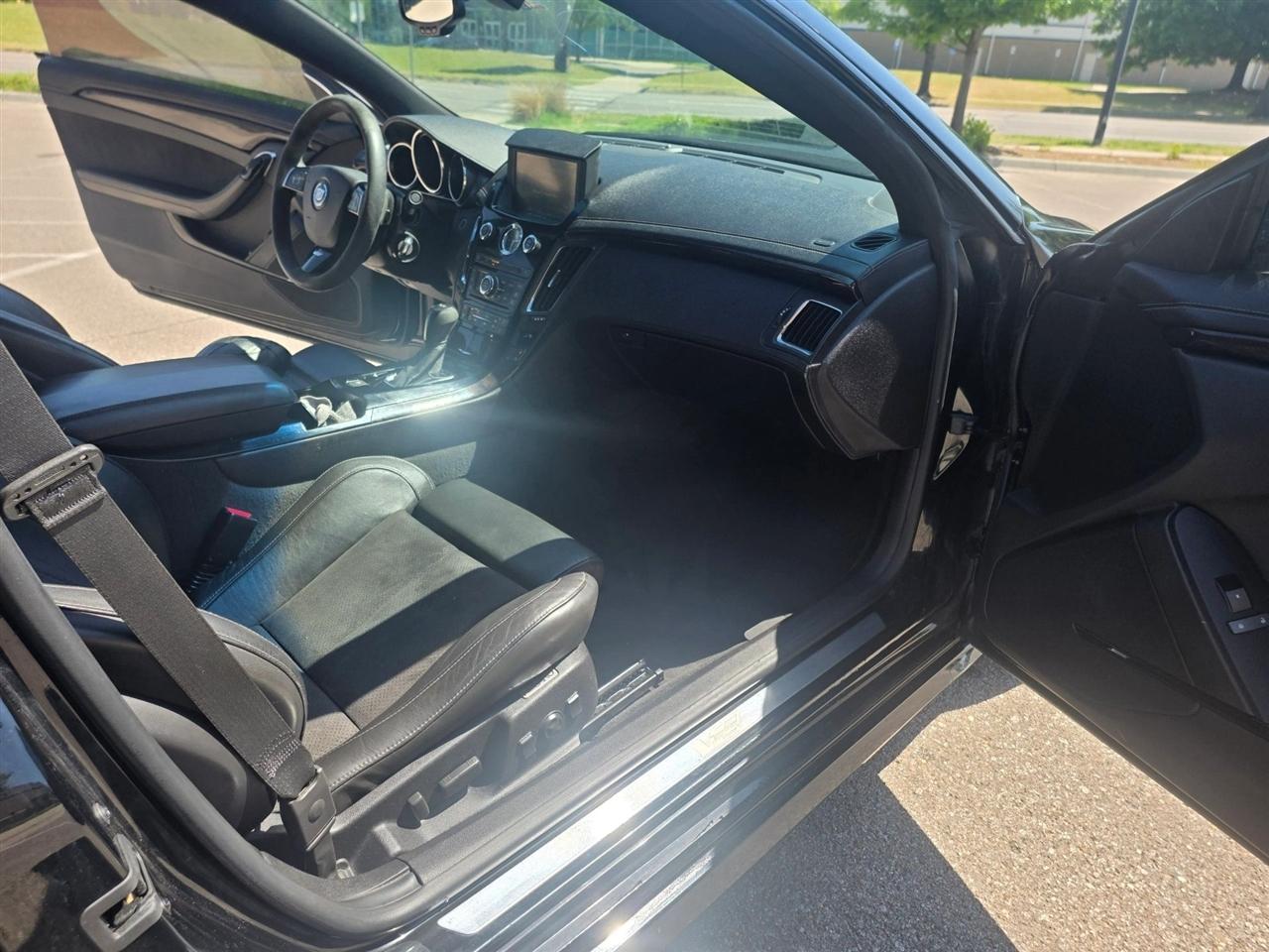 Cadillac CTS  2012