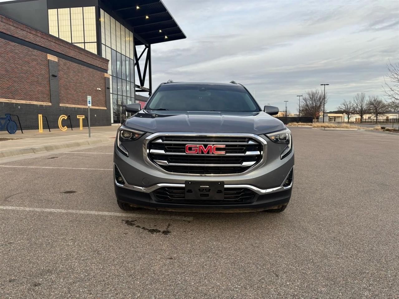 GMC Terrain  2021