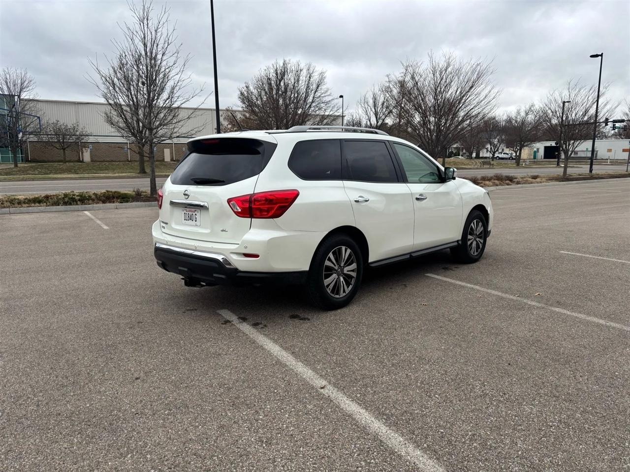 Nissan Pathfinder  2018