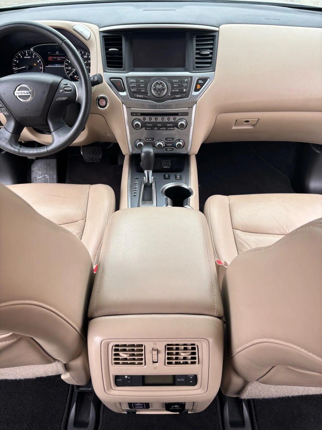 Nissan Pathfinder  2018