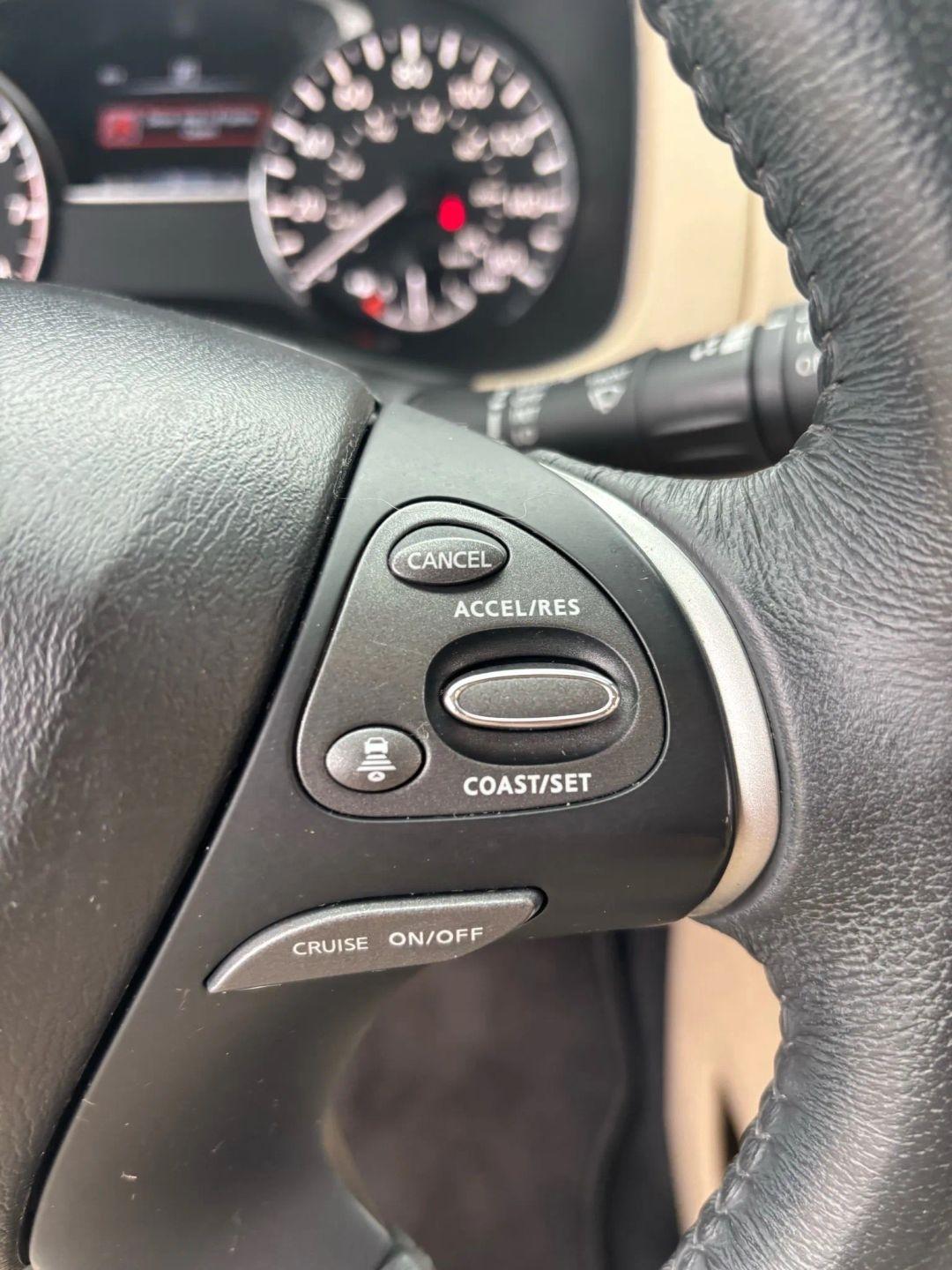 Nissan Pathfinder  2018