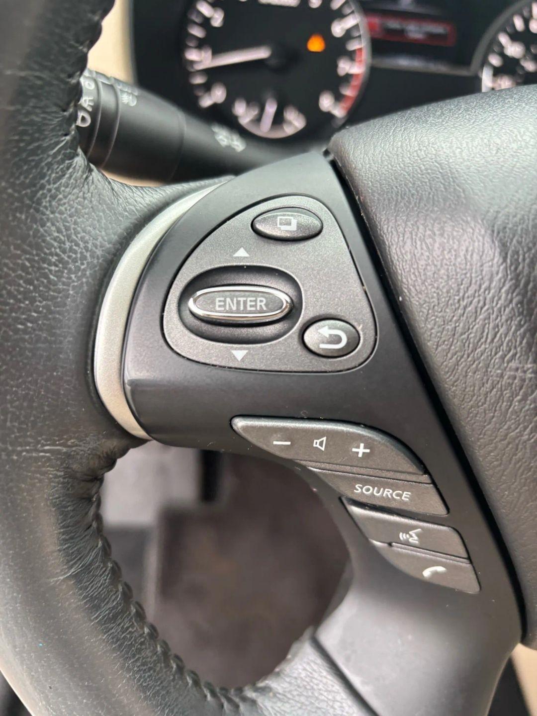 Nissan Pathfinder  2018