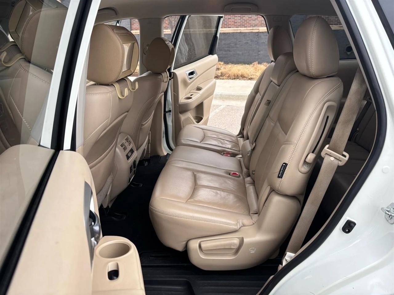 Nissan Pathfinder  2018