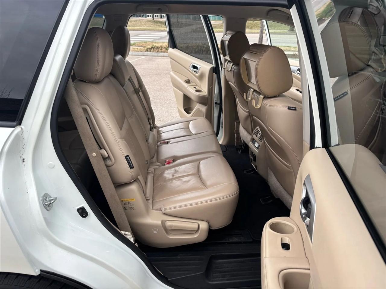 Nissan Pathfinder  2018