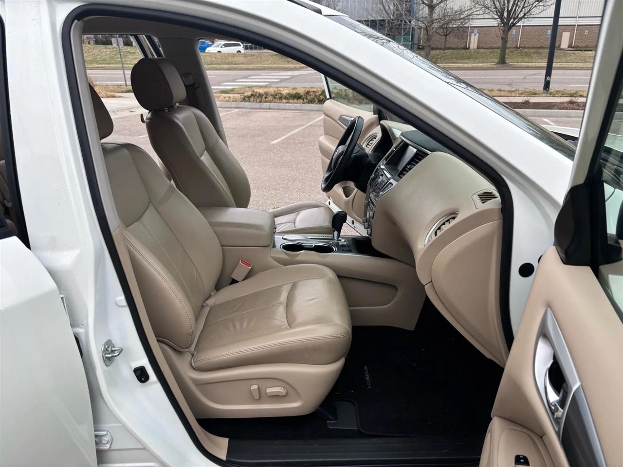 Nissan Pathfinder  2018