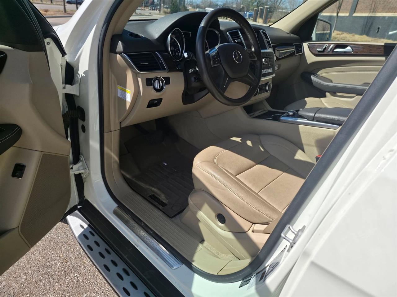 Mercedes-Benz M-Class  2013