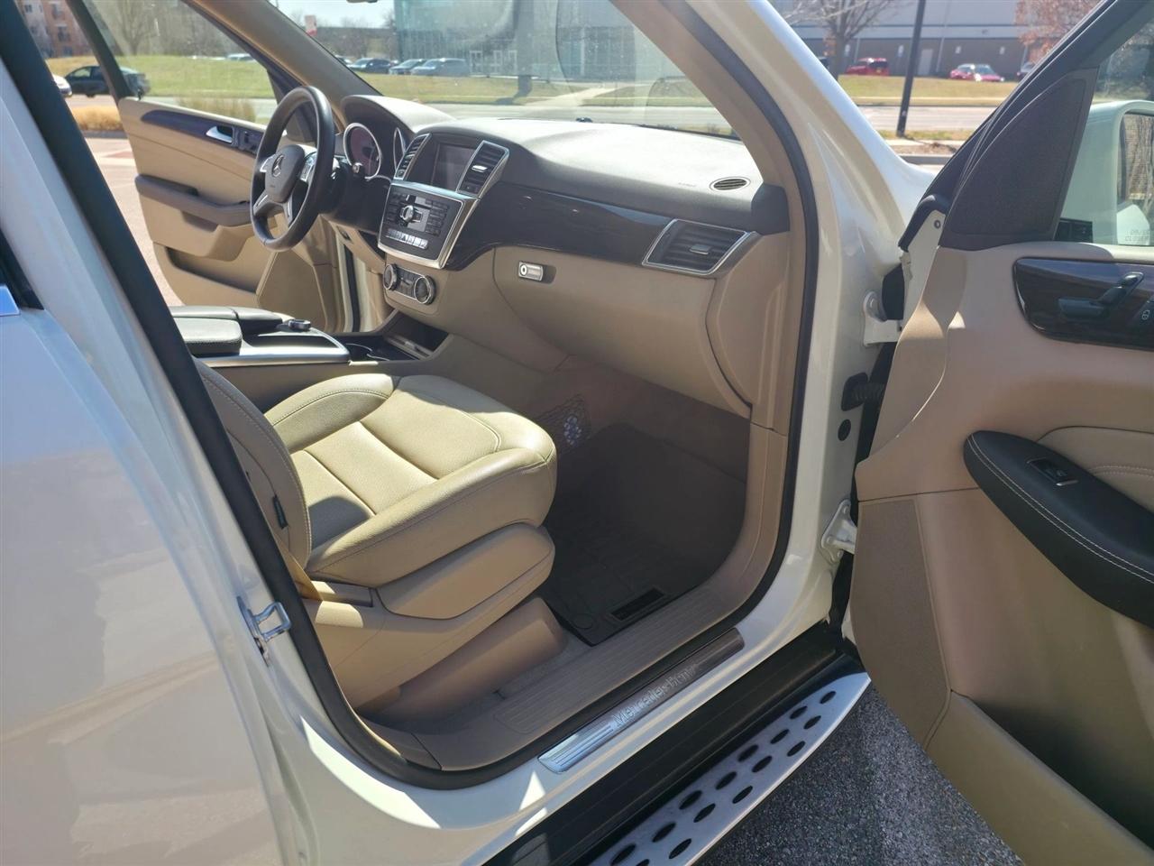 Mercedes-Benz M-Class  2013