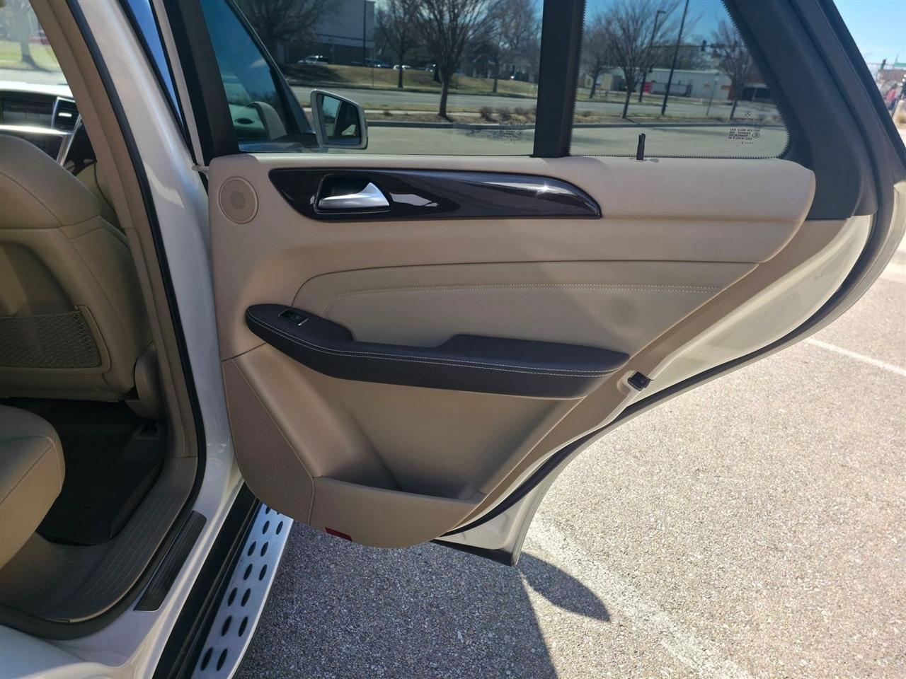 Mercedes-Benz M-Class  2013