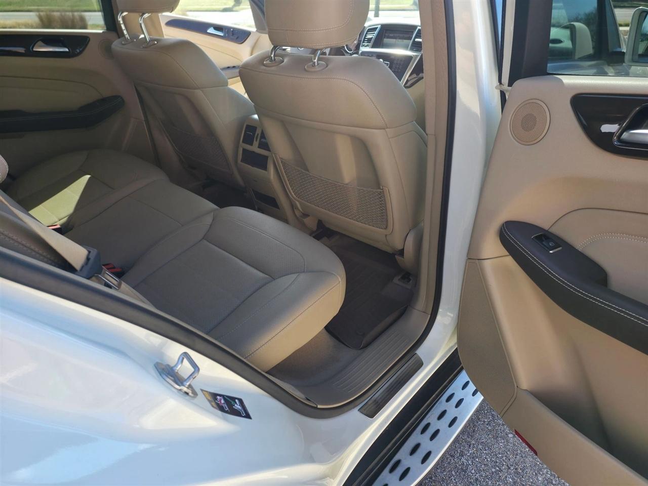 Mercedes-Benz M-Class  2013