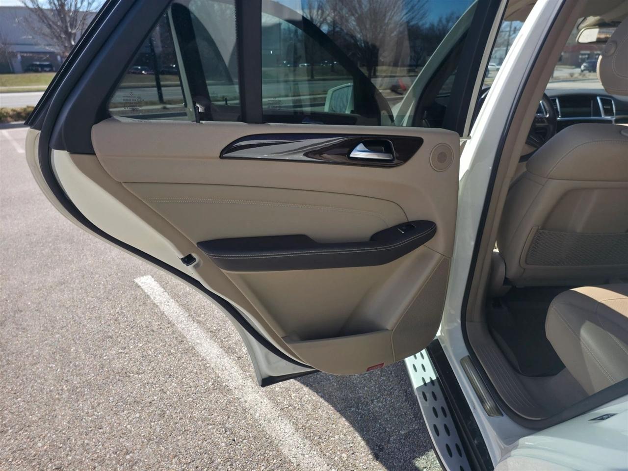 Mercedes-Benz M-Class  2013