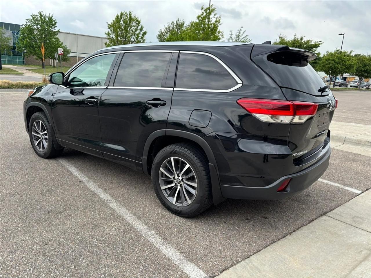 Toyota Highlander  2017