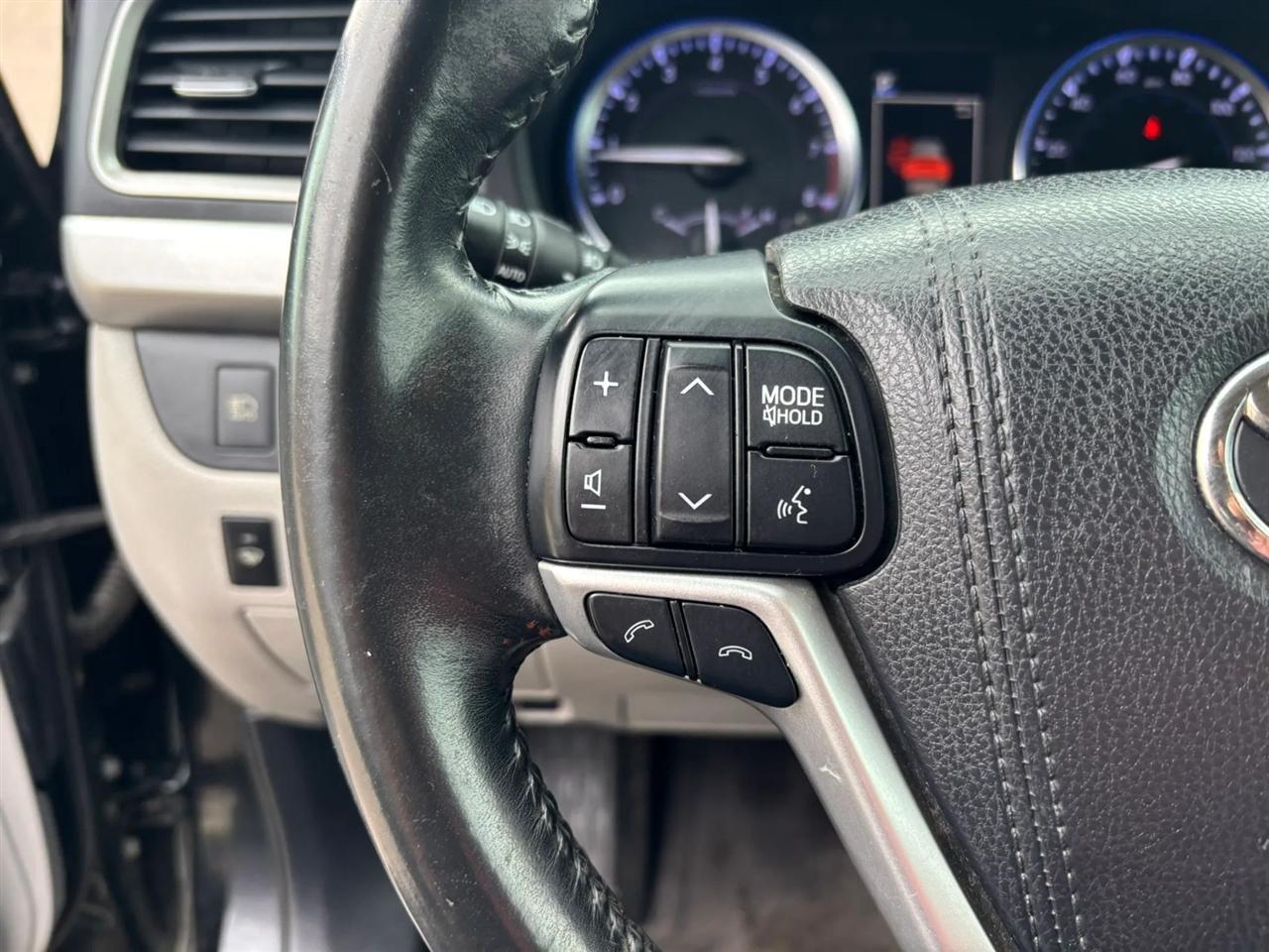Toyota Highlander  2017