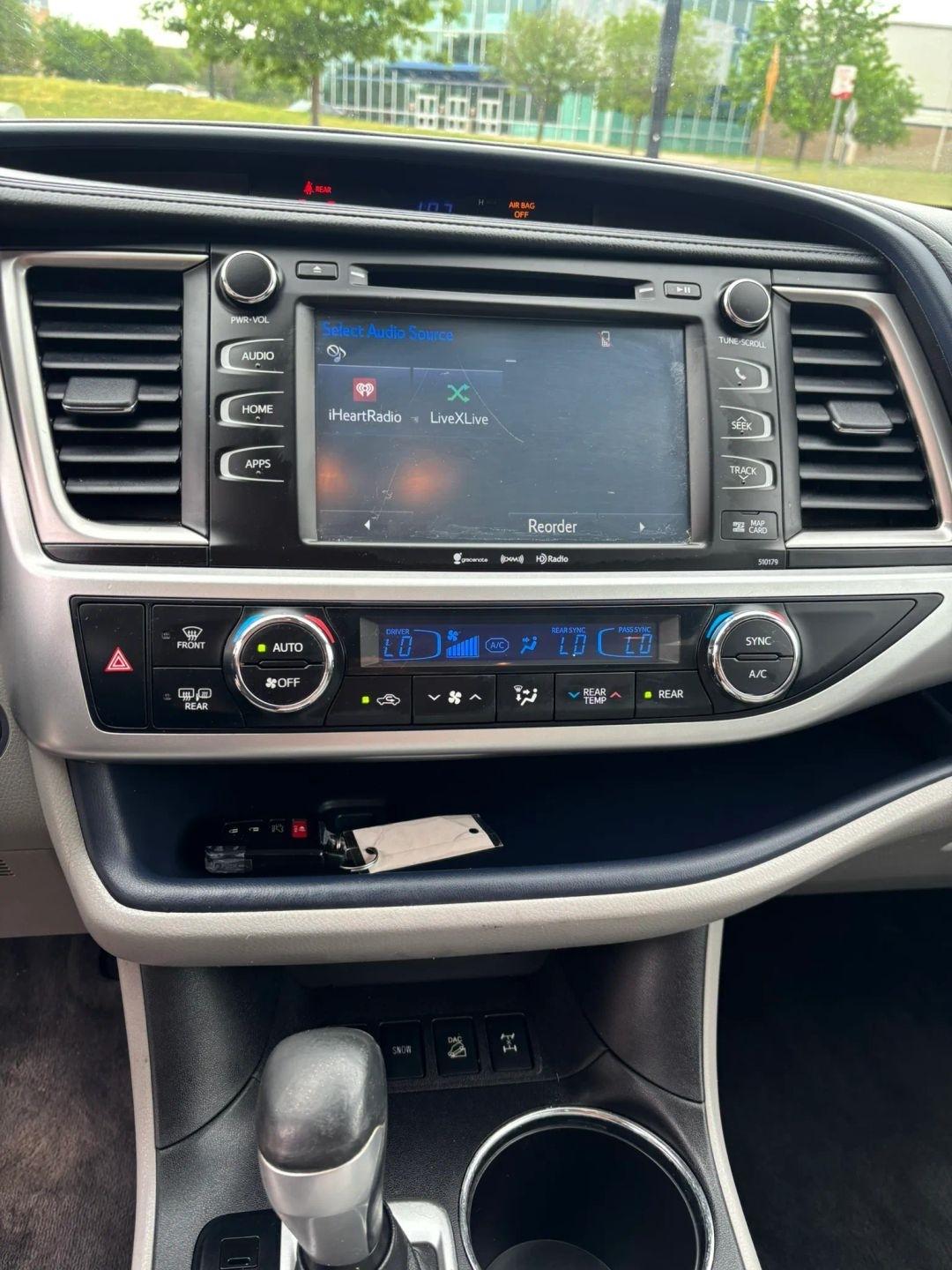 Toyota Highlander  2017