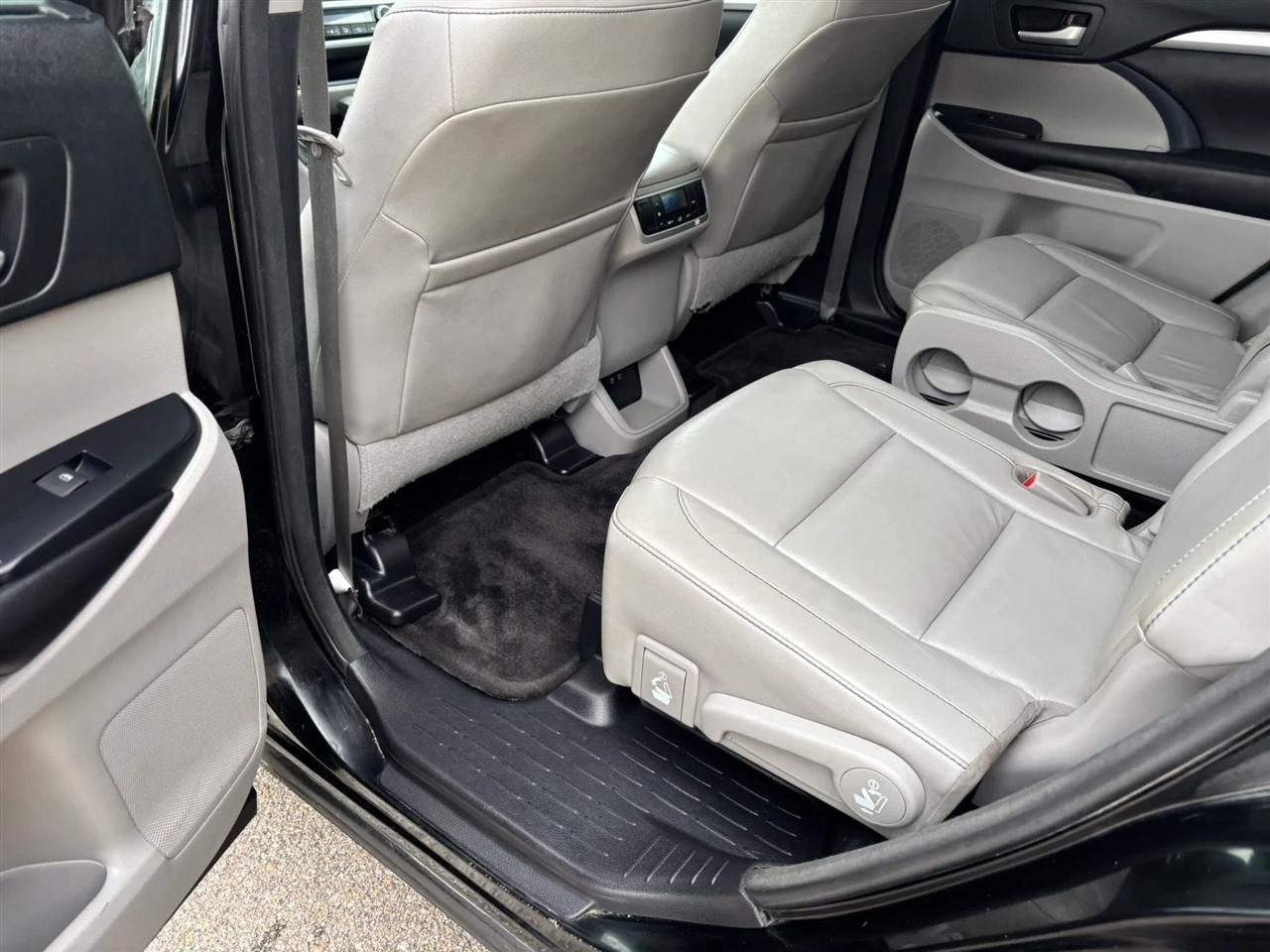 Toyota Highlander  2017