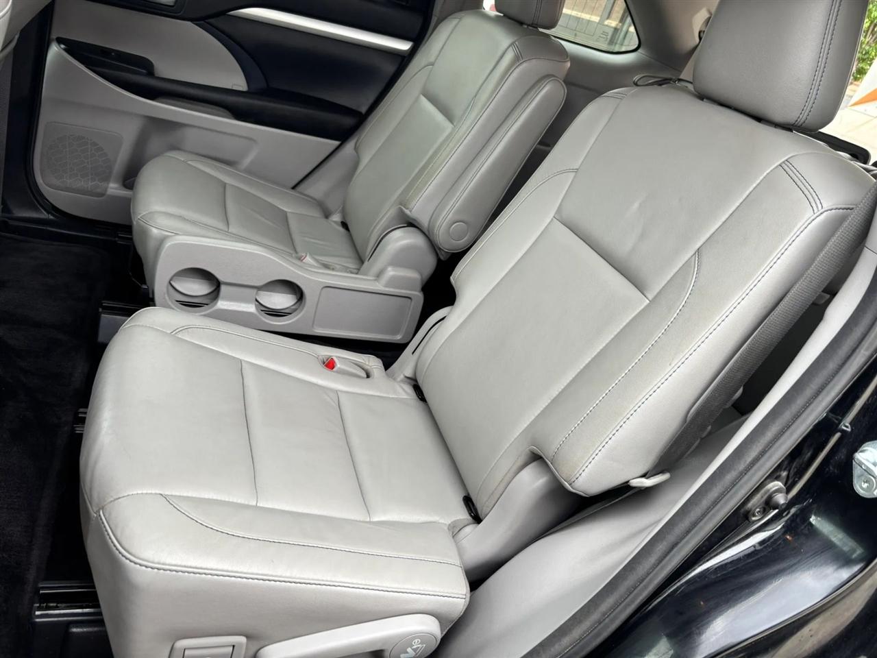 Toyota Highlander  2017
