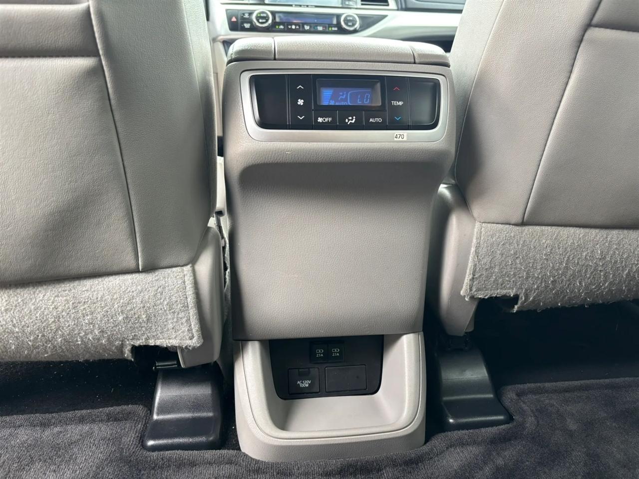 Toyota Highlander  2017