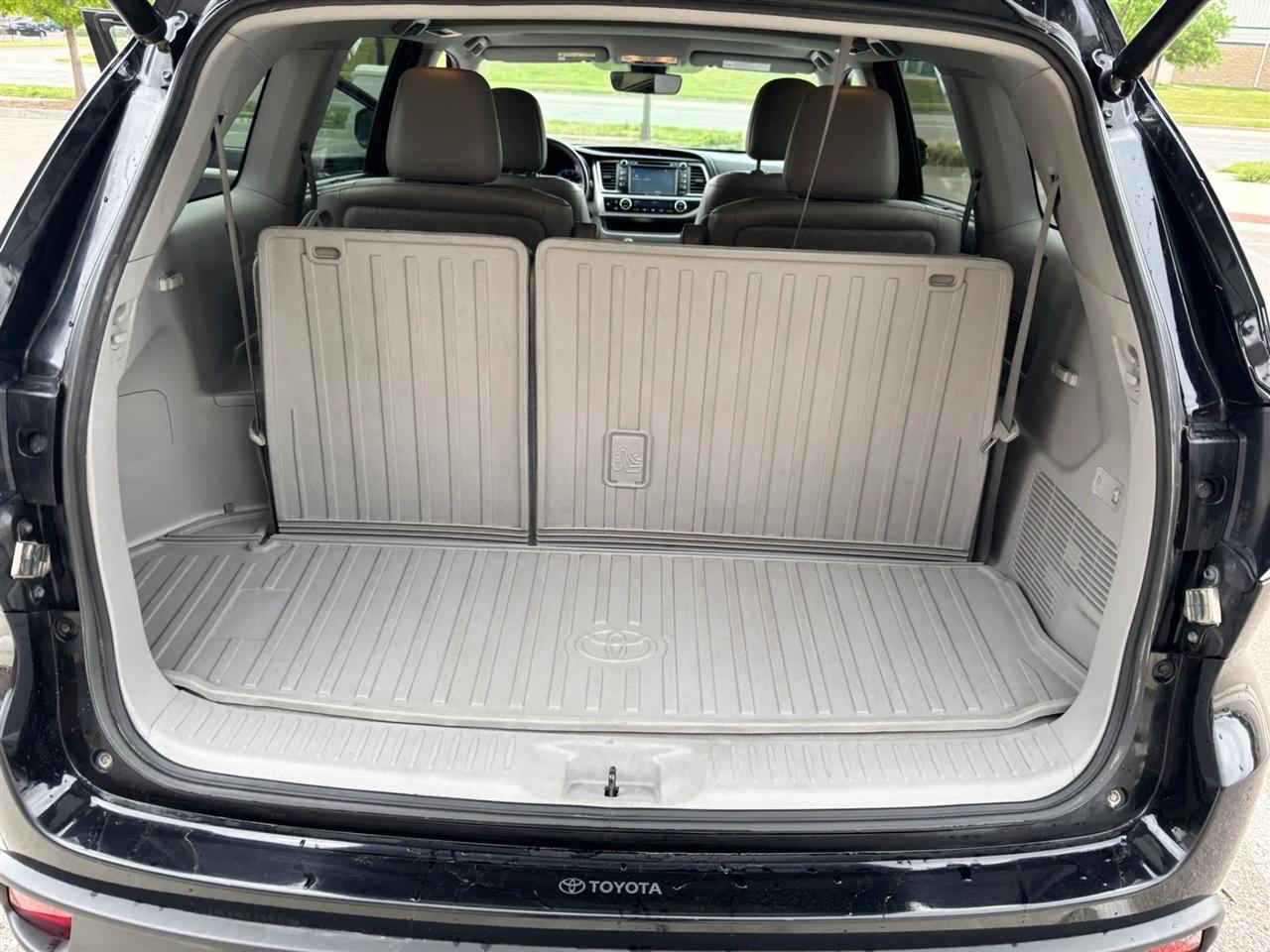Toyota Highlander  2017