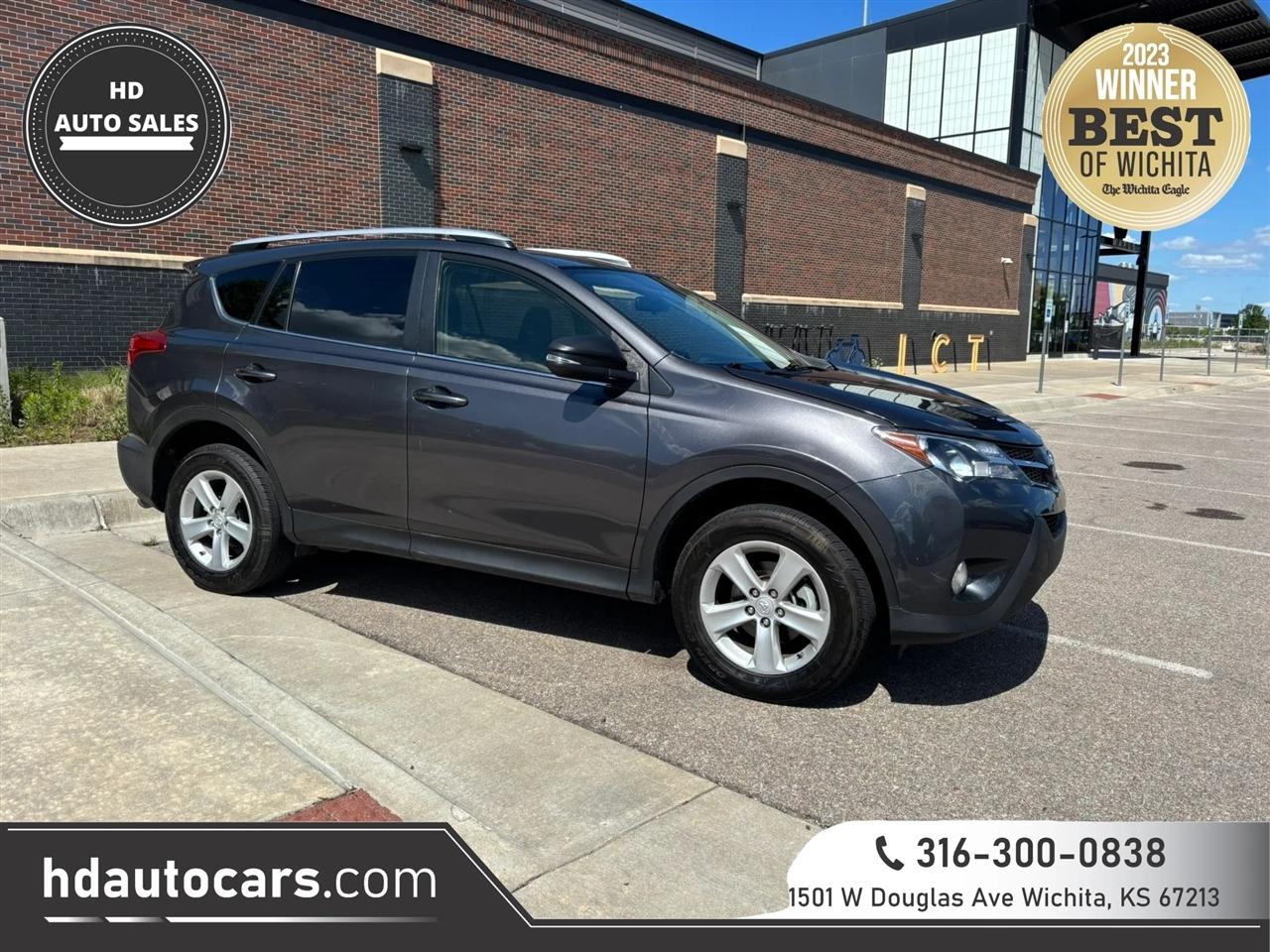 2014 Toyota RAV4 XLE Sport Utility 4D