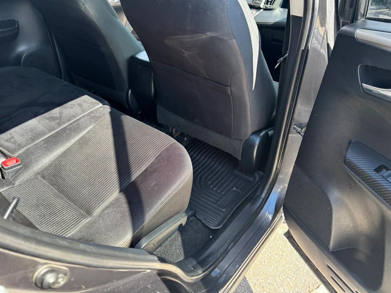 Toyota RAV4  2014