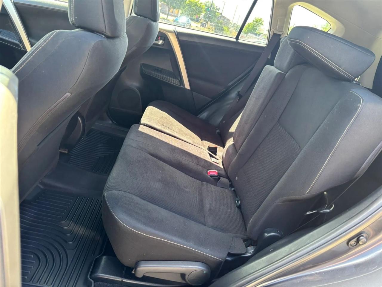 Toyota RAV4  2014