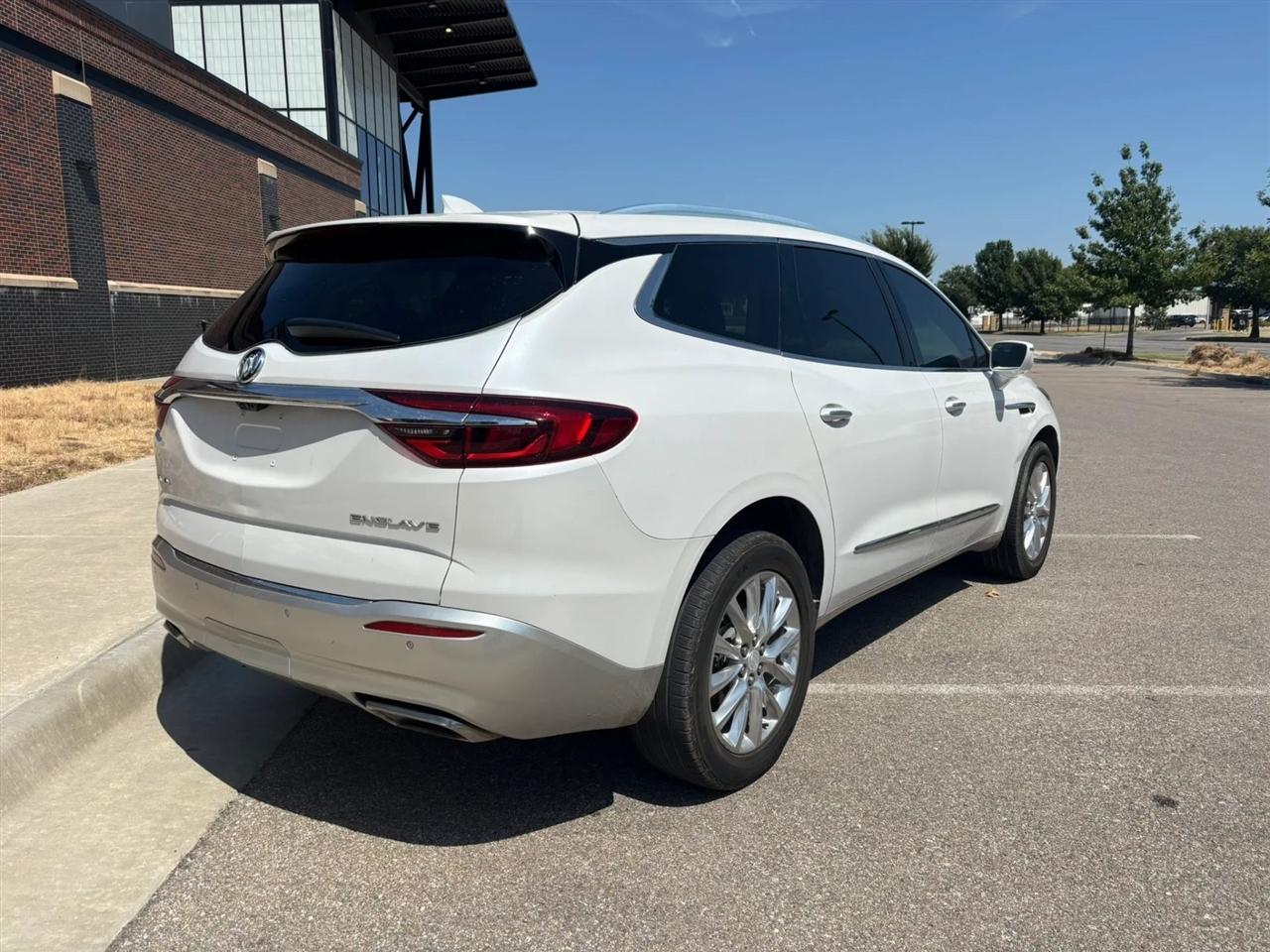 Buick Enclave  2018