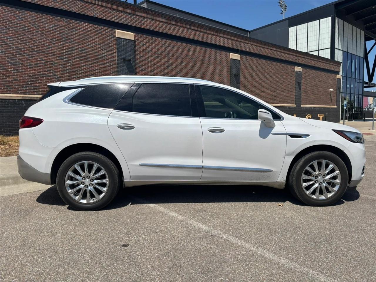 Buick Enclave  2018