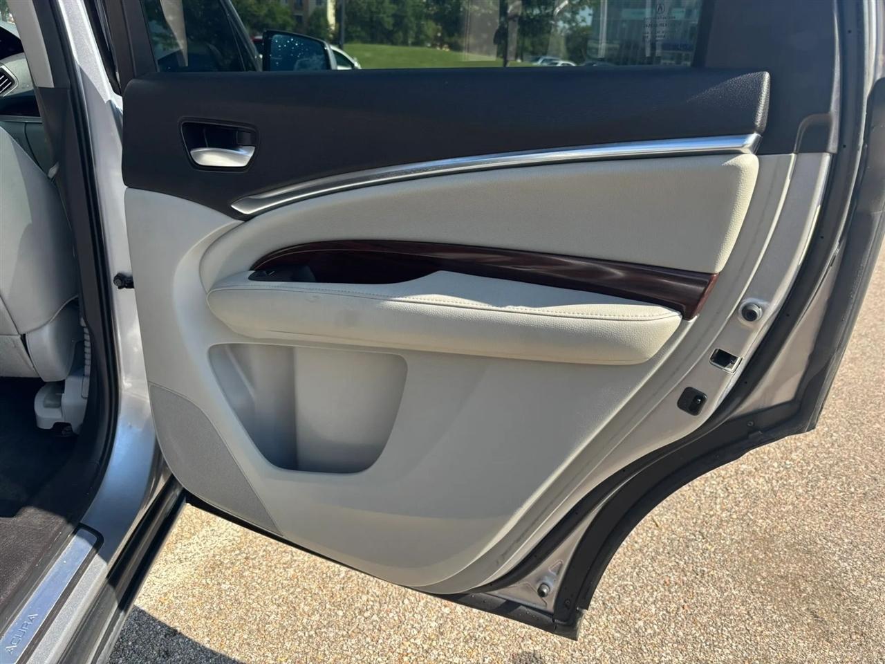 Acura MDX  2016