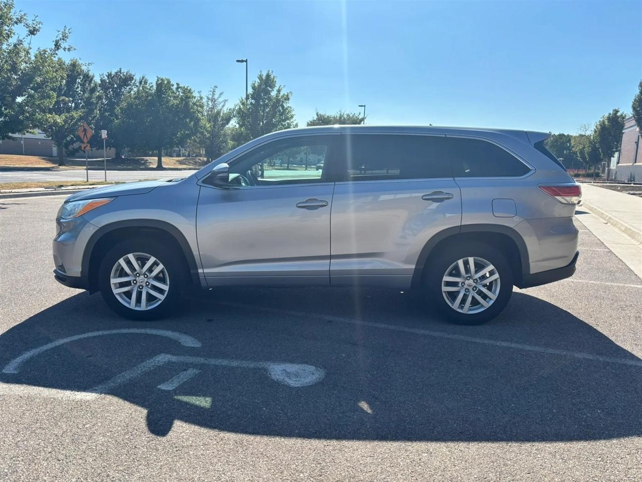 Toyota Highlander  2014