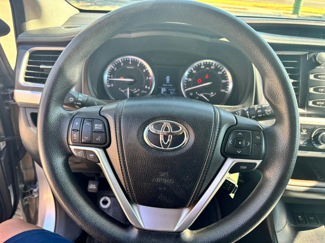 Toyota Highlander  2014