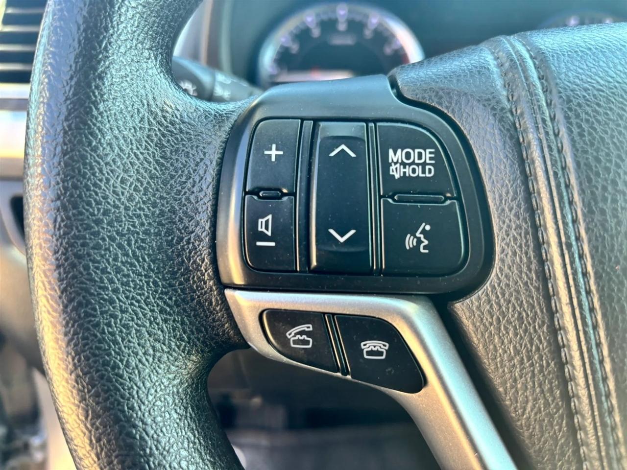 Toyota Highlander  2014