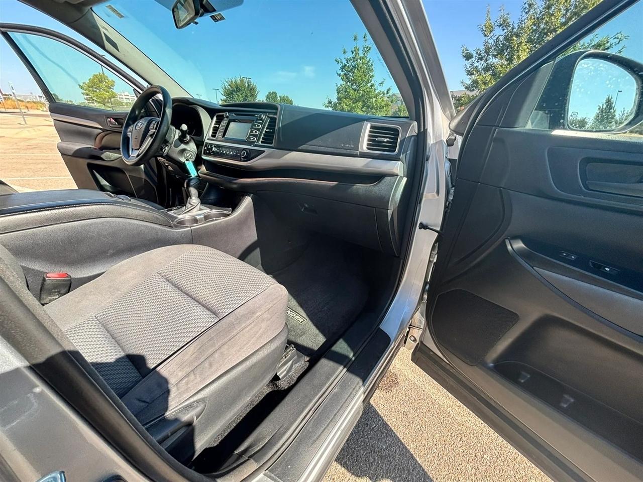 Toyota Highlander  2014