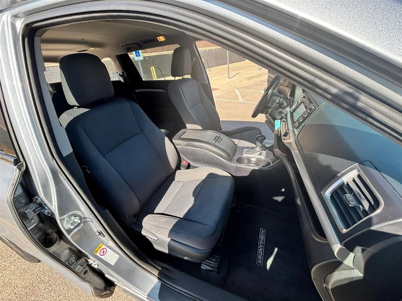 Toyota Highlander  2014