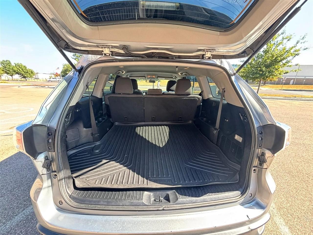 Toyota Highlander  2014