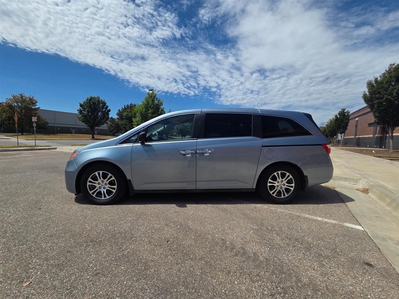 Honda Odyssey  2011