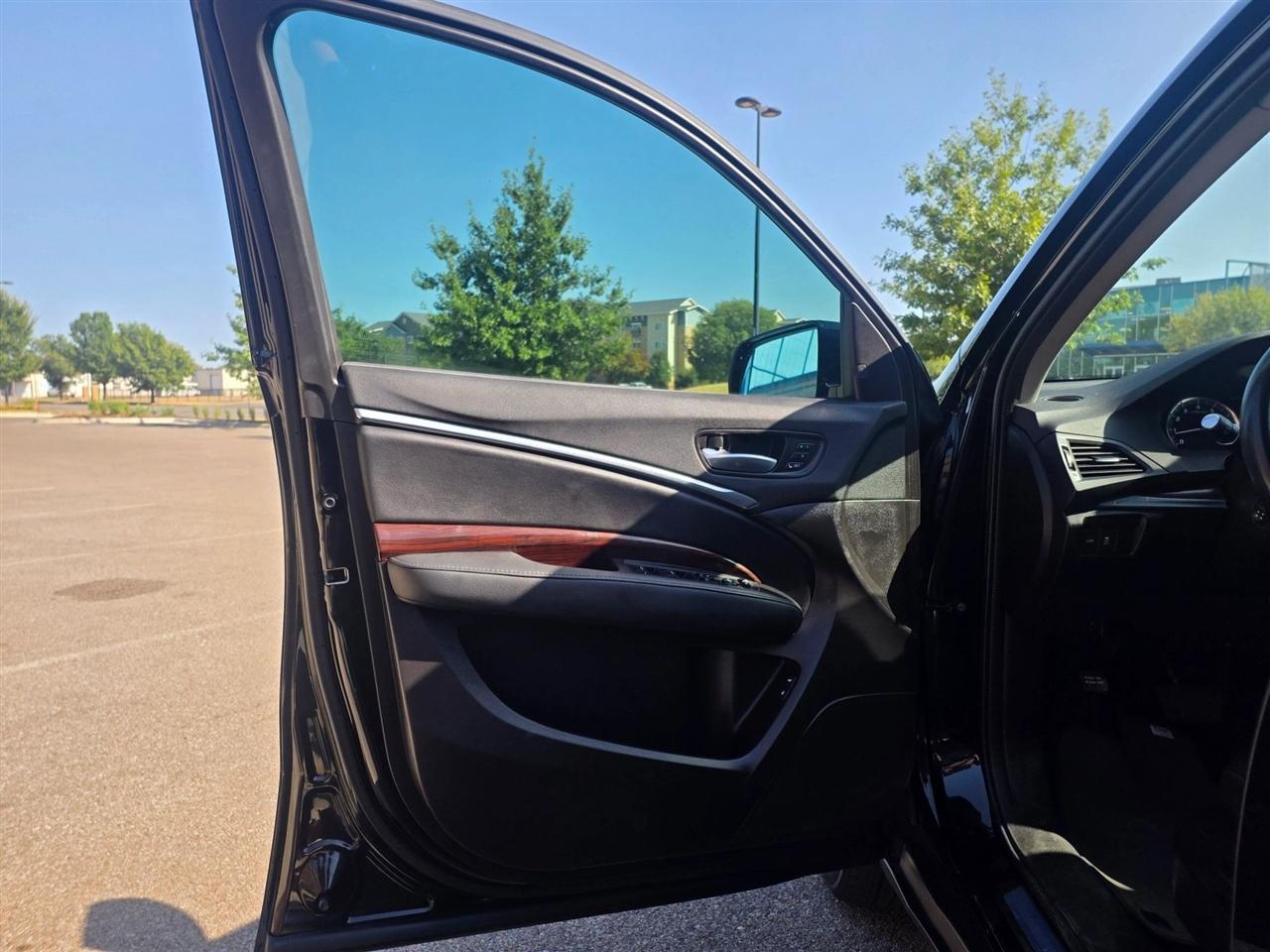 Acura MDX  2015