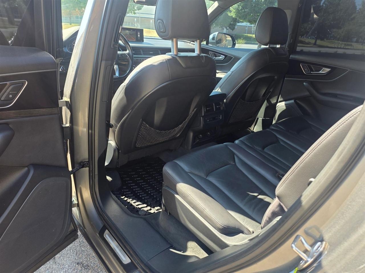 Audi Q7  2017