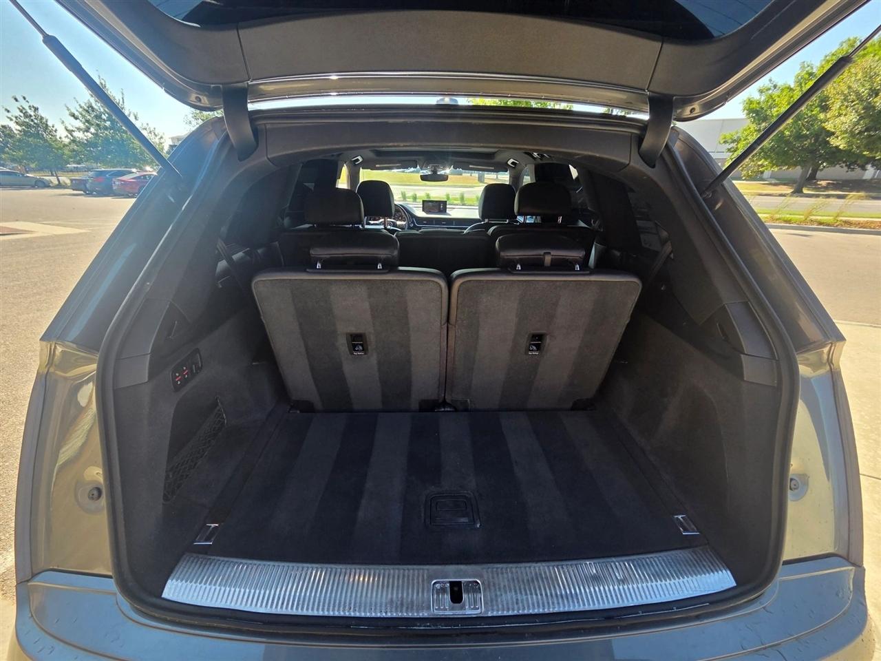 Audi Q7  2017