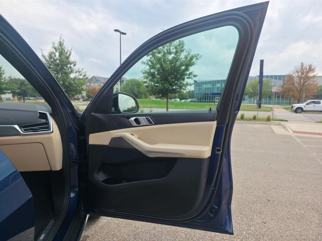 BMW X5  2019