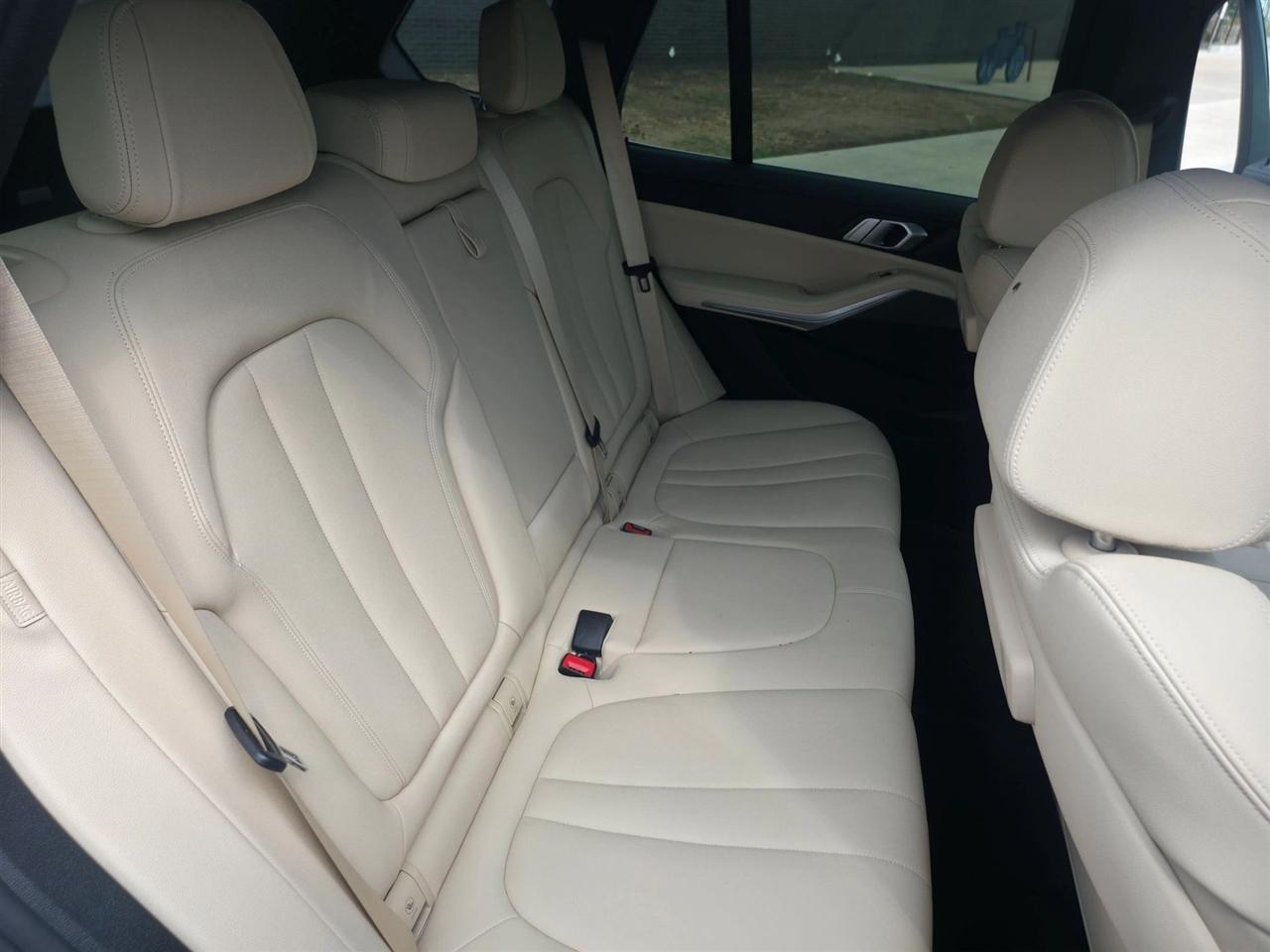 BMW X5  2019