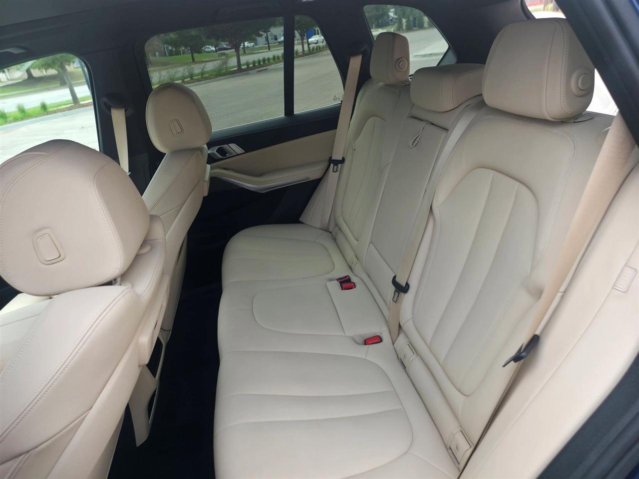 BMW X5  2019