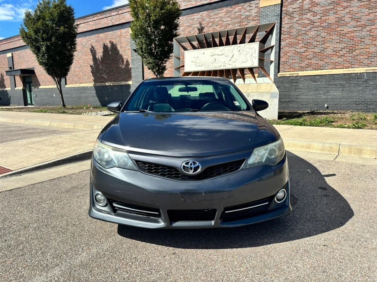Toyota Camry  2014